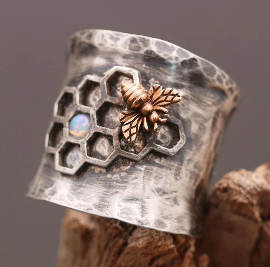 Gold Carved Dragonfly Ring